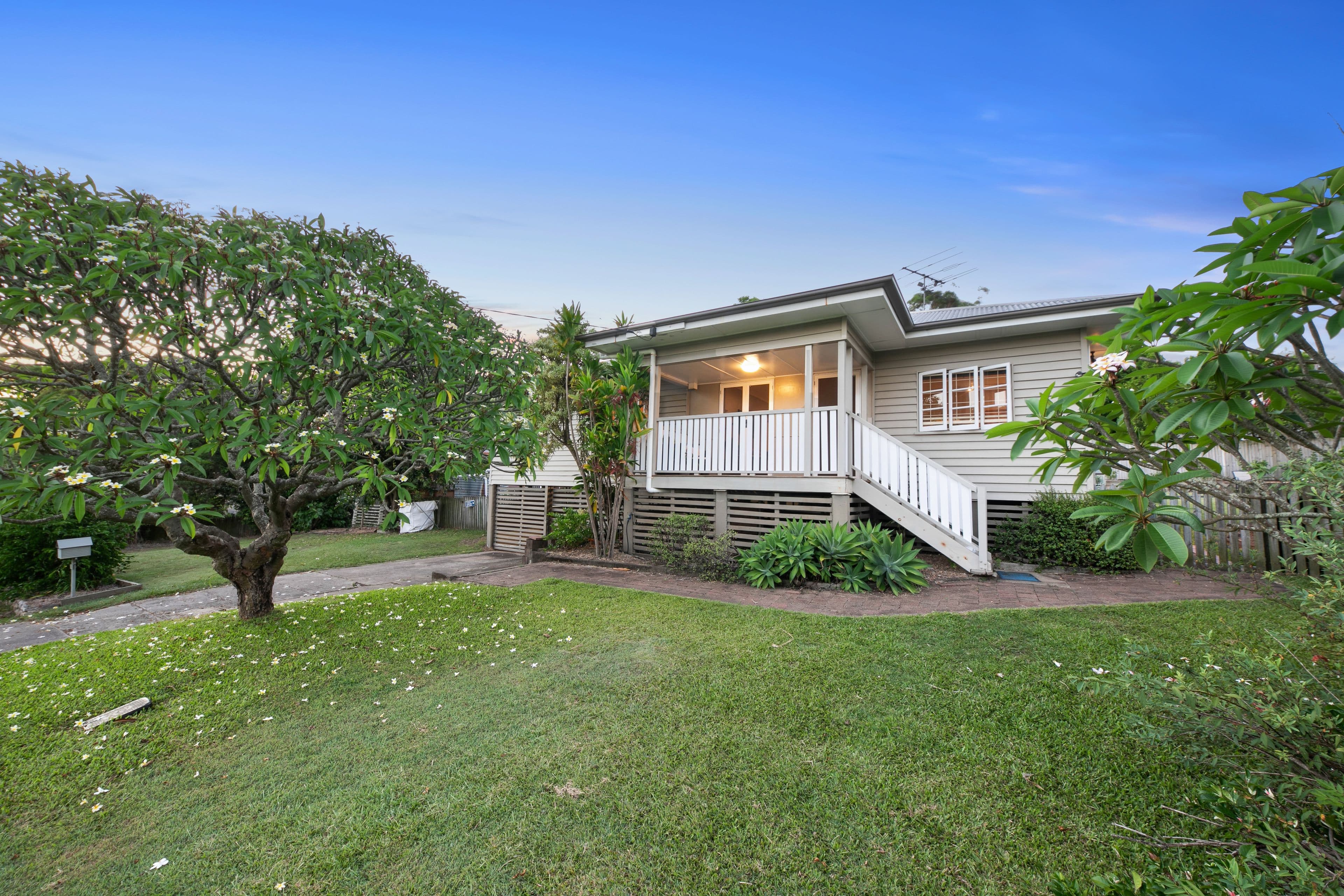 25 Brittain Street, Oxley QLD 4075, Oxley - Image 1