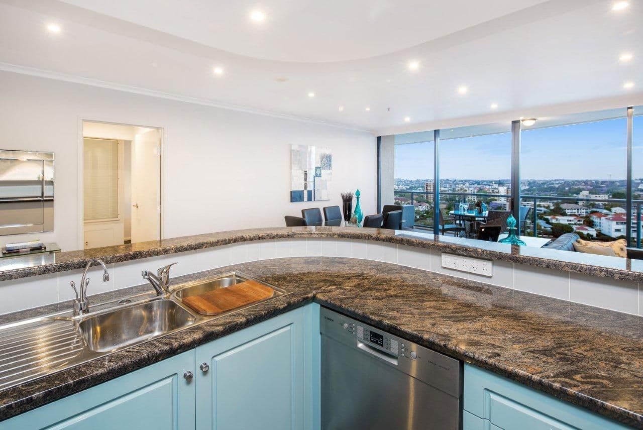 2 Goodwin Street, KANGAROO POINT QLD 4169, Kangaroo Point - Thumbnail 7