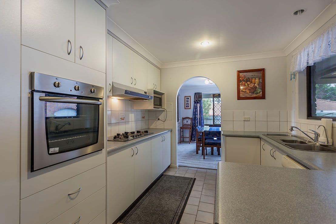 4 Millicent Court, Centenary Heights QLD 4350, Centenary Heights - Thumbnail 5