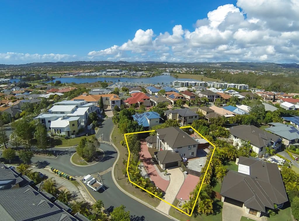 4 Hillridge Crescent, VARSITY LAKES QLD 4227, Varsity Lakes - Thumbnail 5