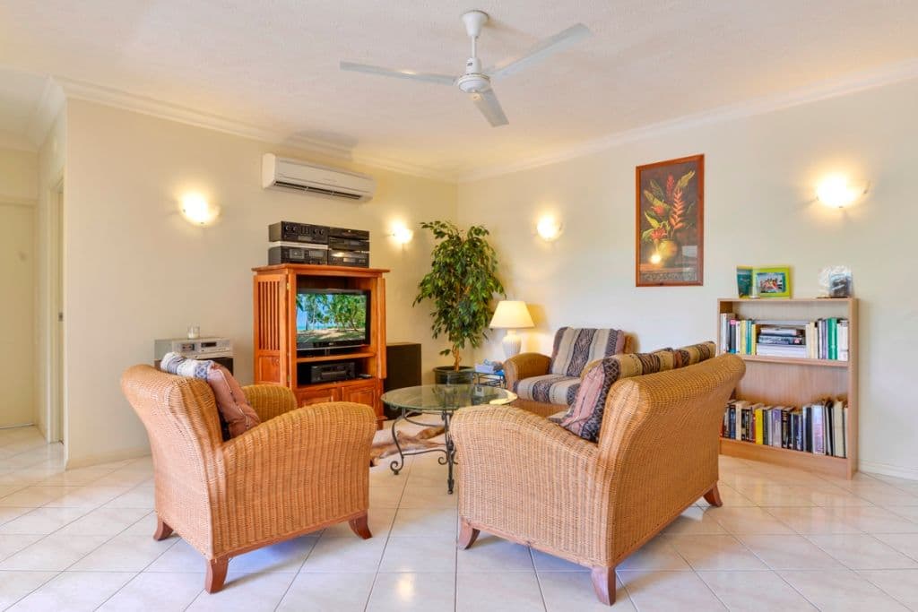 2 Greenslopes Street, Cairns North QLD 4870, Cairns North - Thumbnail 2