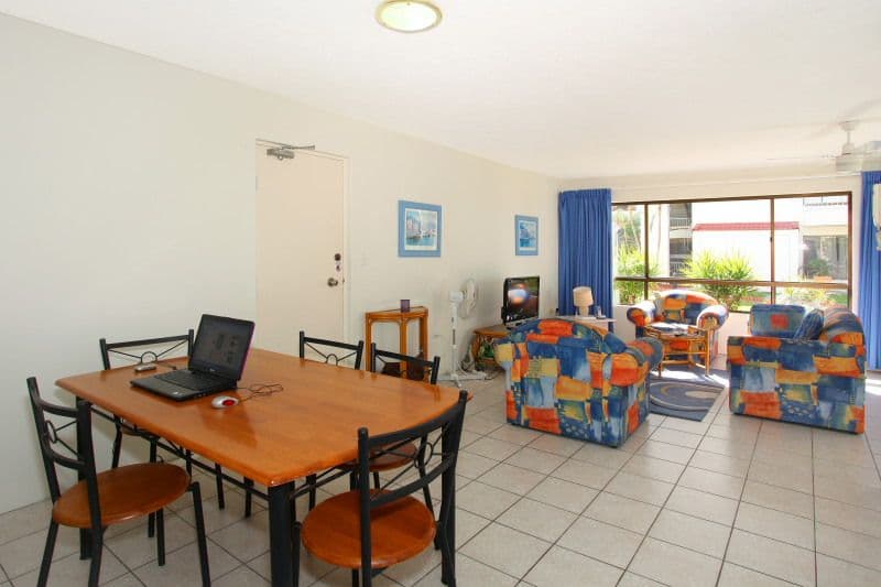 6 'Mykonos' 28 Old Burleigh Road, SURFERS PARADISE QLD 4217, Surfers Paradise - Thumbnail 2