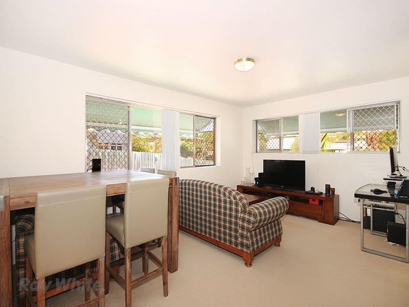 79 Oxford Terrace, TARINGA QLD 4068, Taringa - Image 1