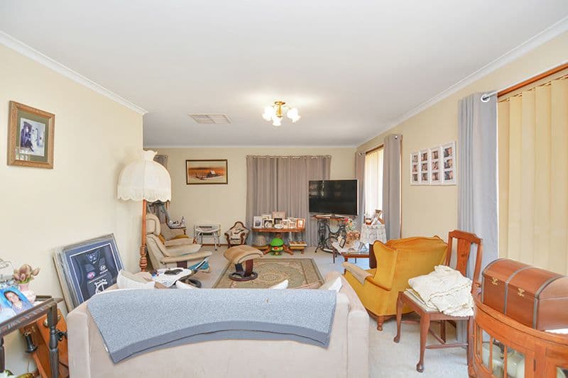 45 Riverside Avenue, Mildura VIC 3500, Mildura - Thumbnail 4