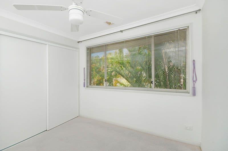 17 Cupania Place, ELANORA QLD 4221, Elanora - Thumbnail 4