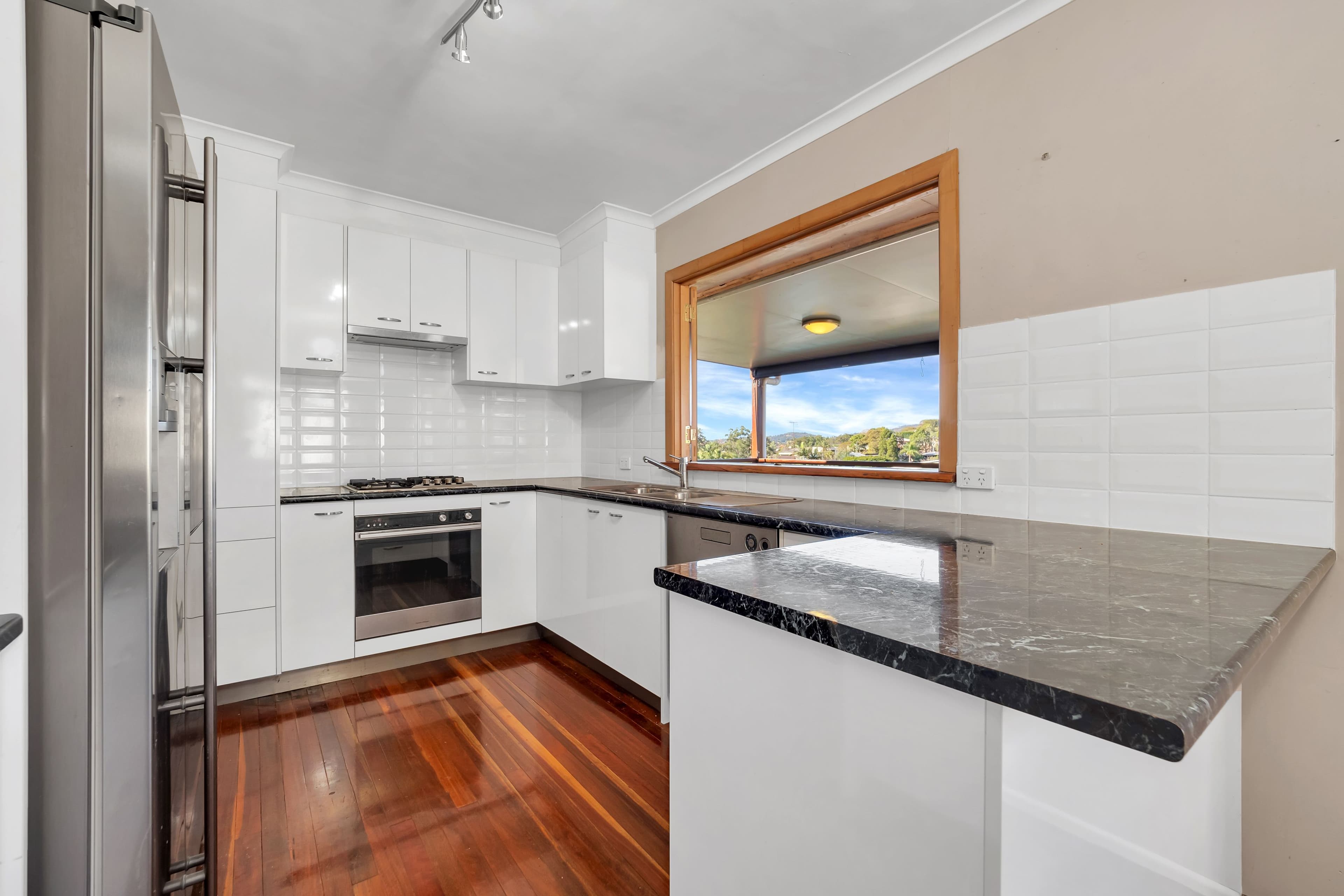 102 Newnham Road, Mount Gravatt East QLD 4122, Mount Gravatt East - Thumbnail 8