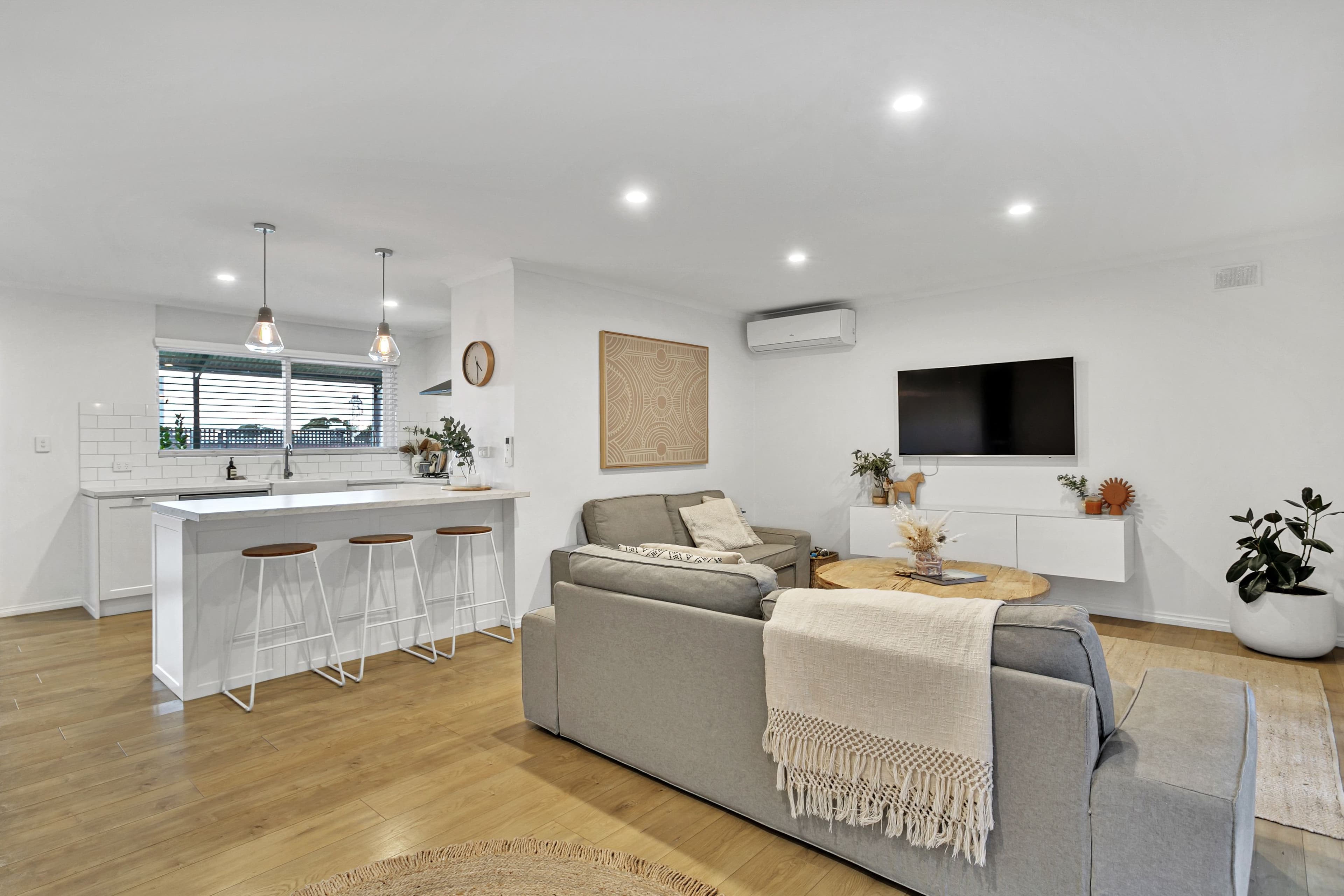 11 Newcombe Drive, Gilles Plains SA 5086, Gilles Plains - Thumbnail 3