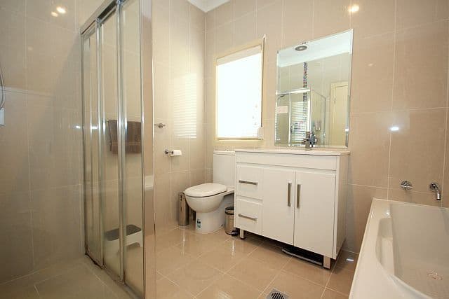 63 Robertson Road, BASS HILL NSW 2197, Bass Hill - Thumbnail 4
