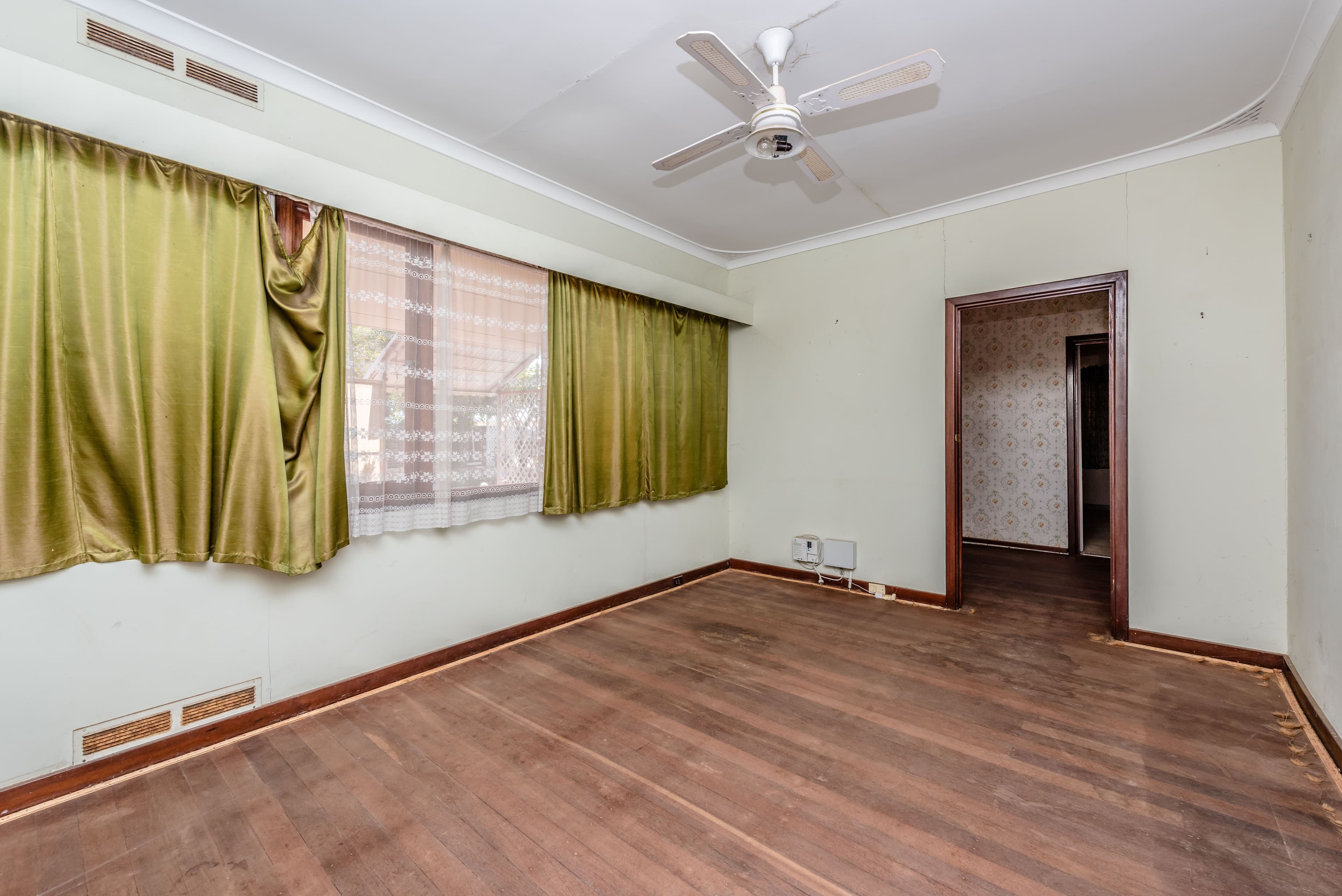 33 Ainsworth Street, Geraldton WA 6530, Geraldton - Thumbnail 3