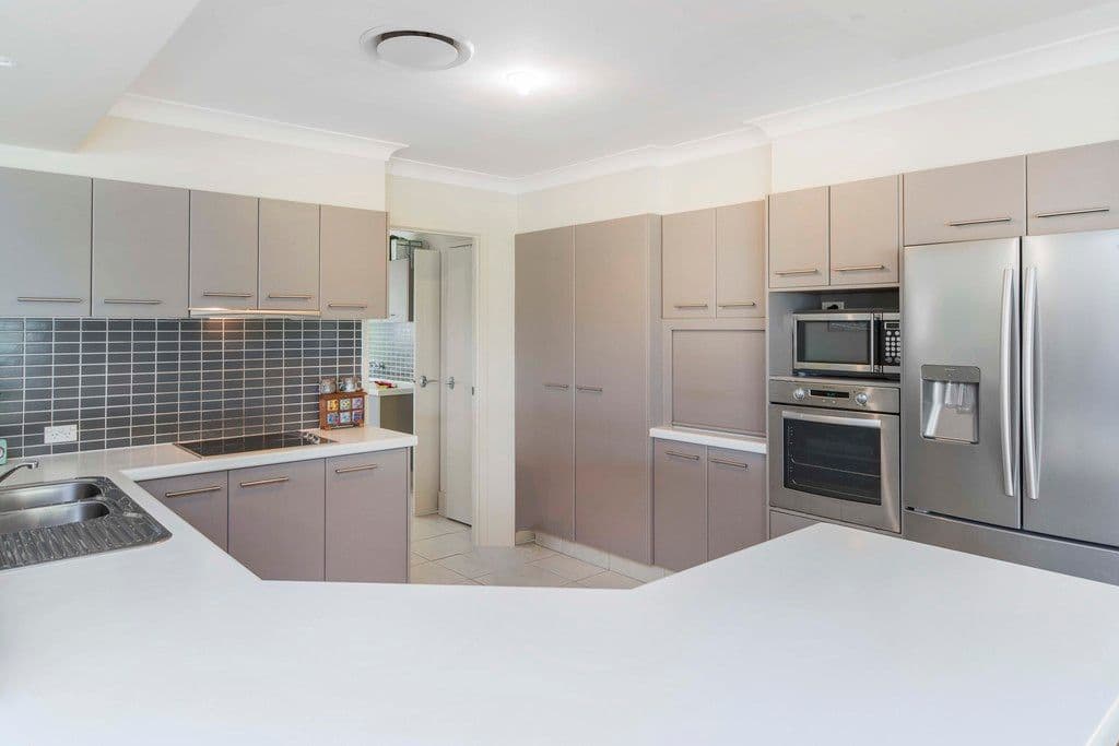 30 Salvado Drive, Pacific Pines QLD 4211, Pacific Pines - Thumbnail 8