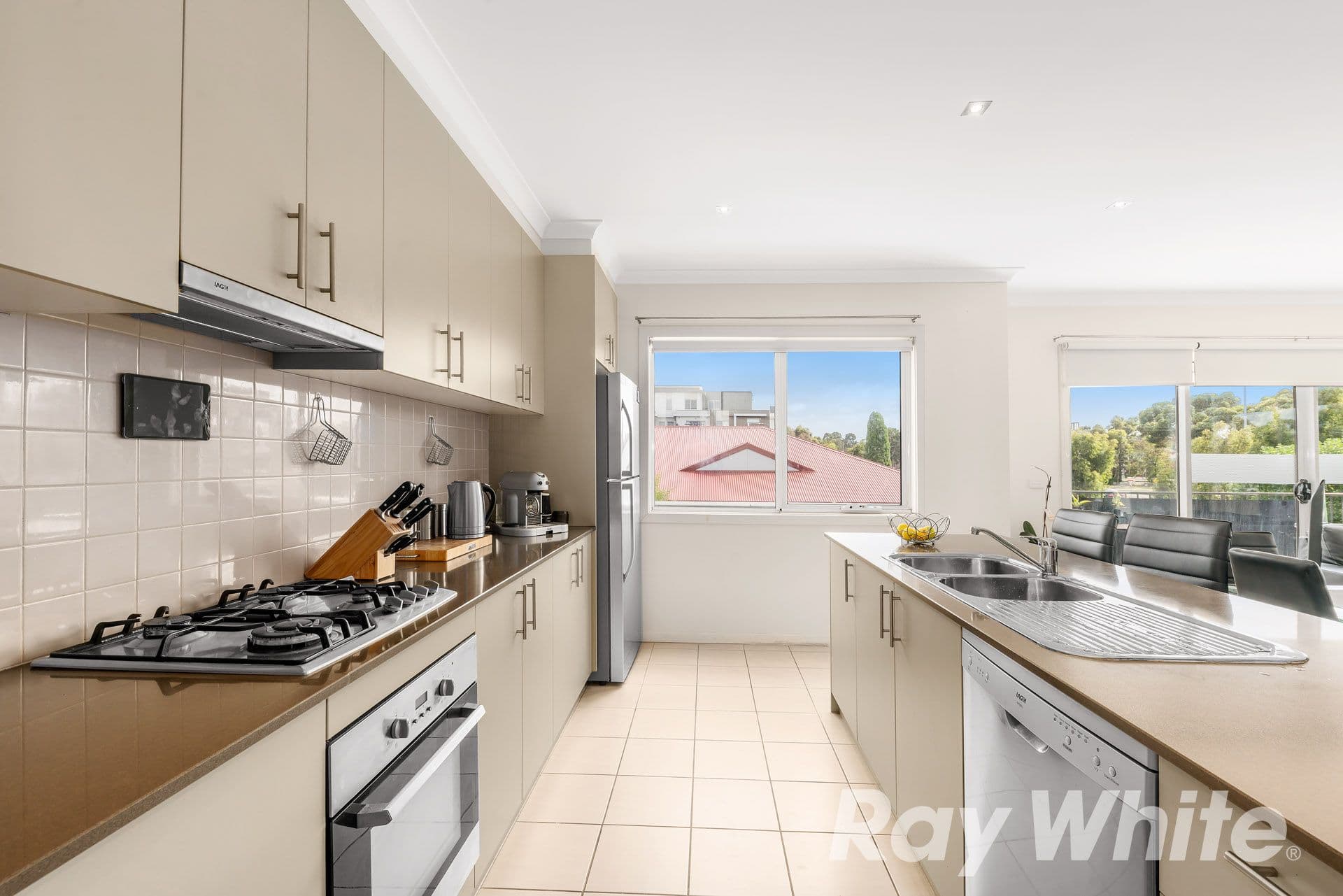 440 Stud Road, Wantirna South VIC 3152, Wantirna South - Thumbnail 2