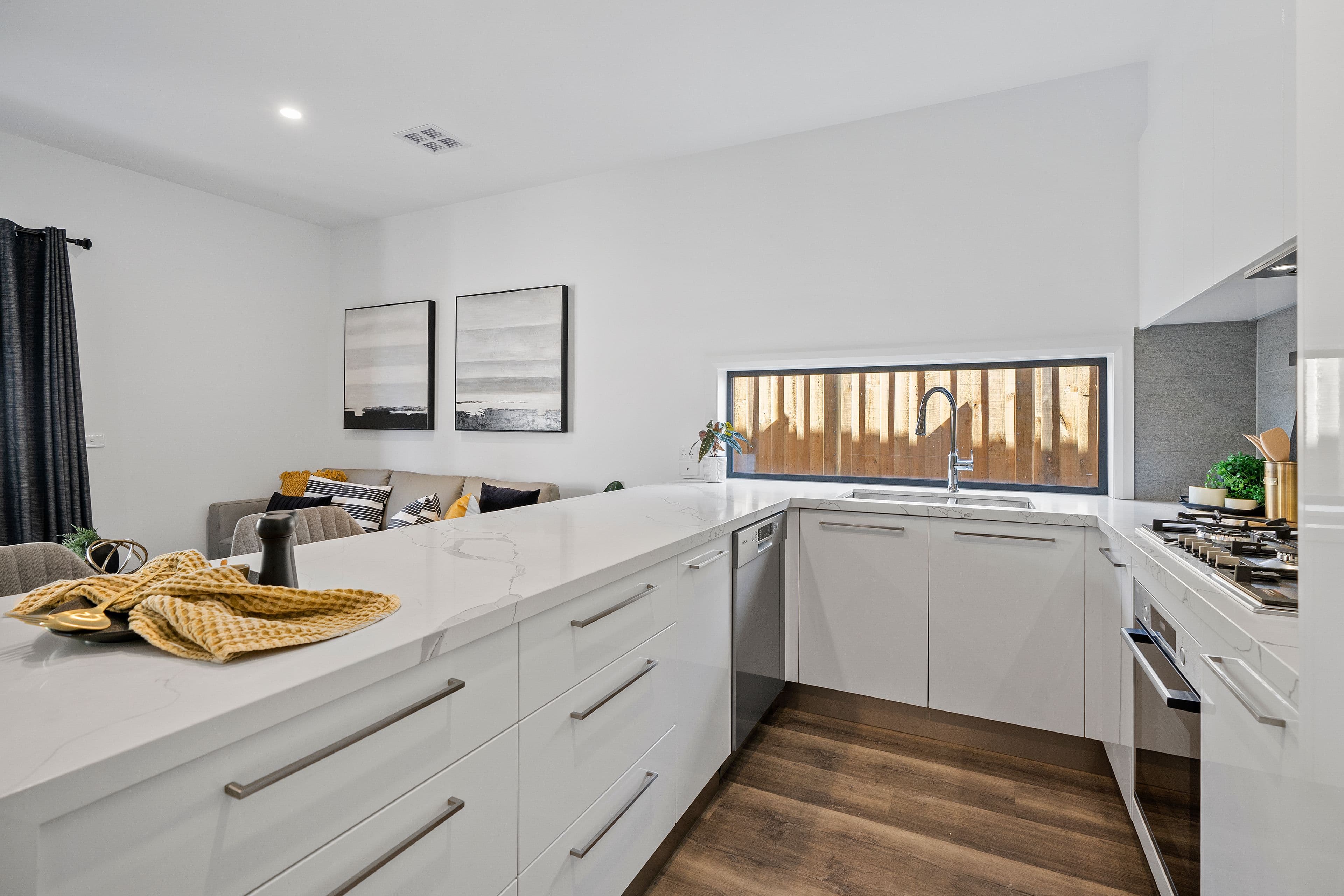 1 Magdalena Place, Rowville VIC 3178, Rowville - Thumbnail 2