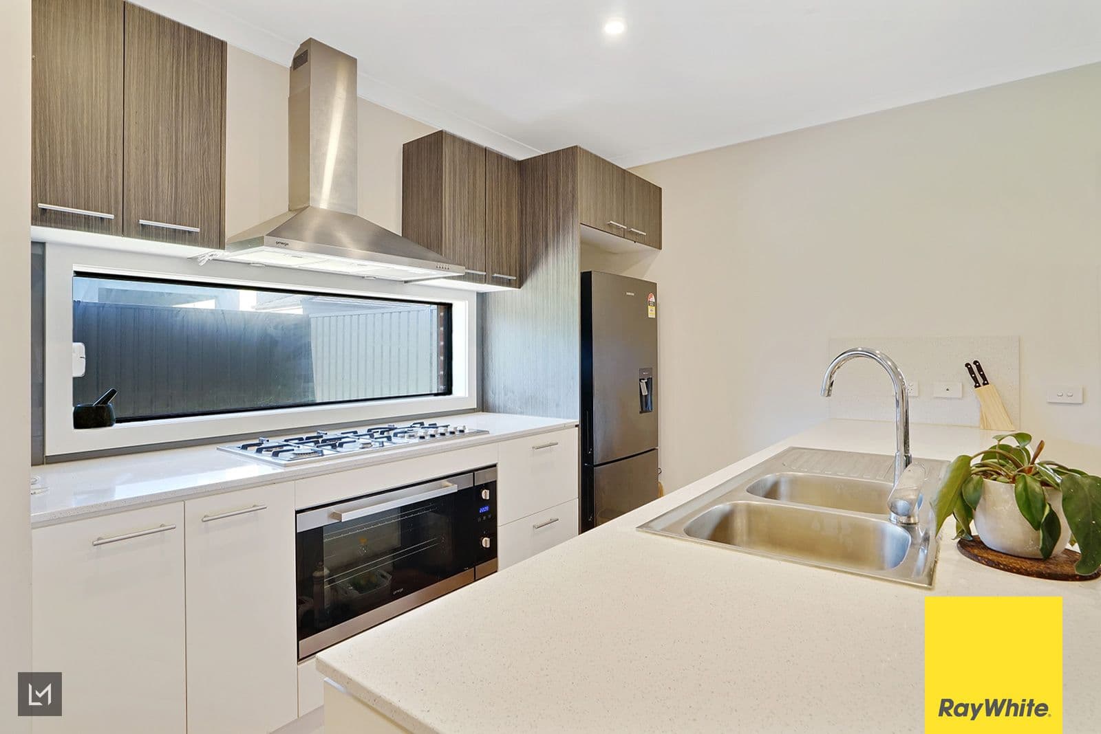 6 Emblem Street, Tarneit VIC 3029, Tarneit - Thumbnail 4