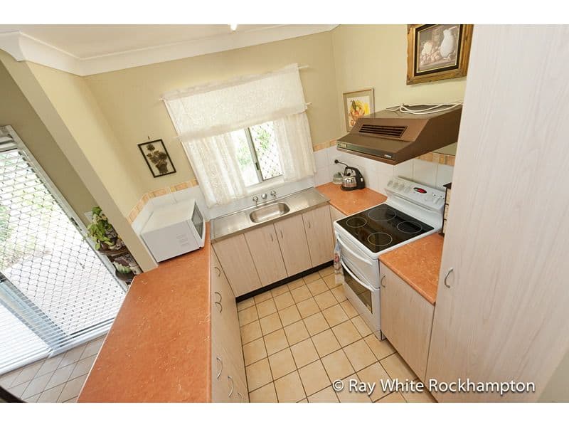 27 Pummell Street, NORMAN GARDENS QLD 4701, Norman Gardens - Thumbnail 6