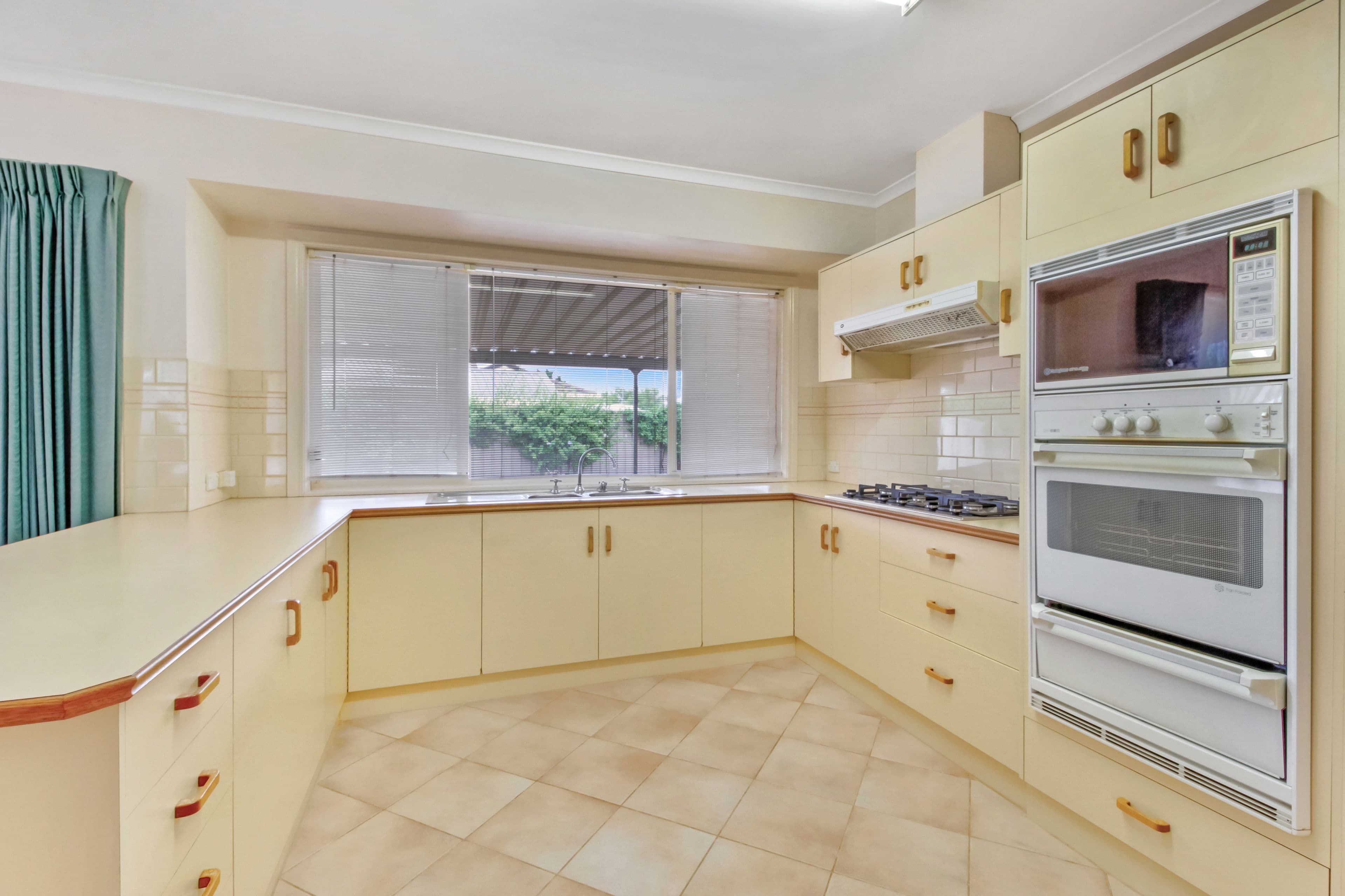 56 Meander Avenue, Renmark SA 5341, Renmark - Thumbnail 7