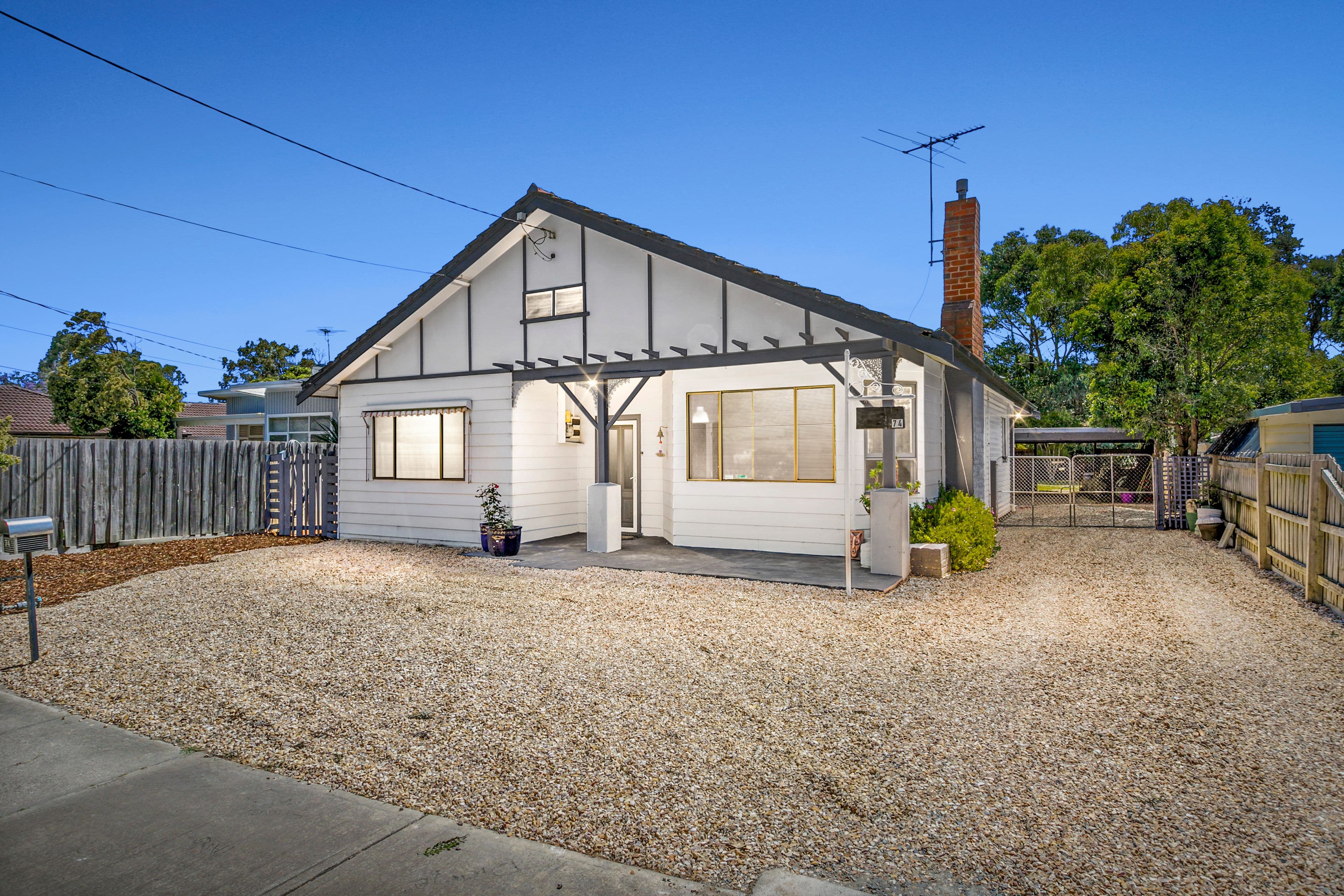74 Kananook Avenue, Seaford VIC 3198, Seaford - Thumbnail 3