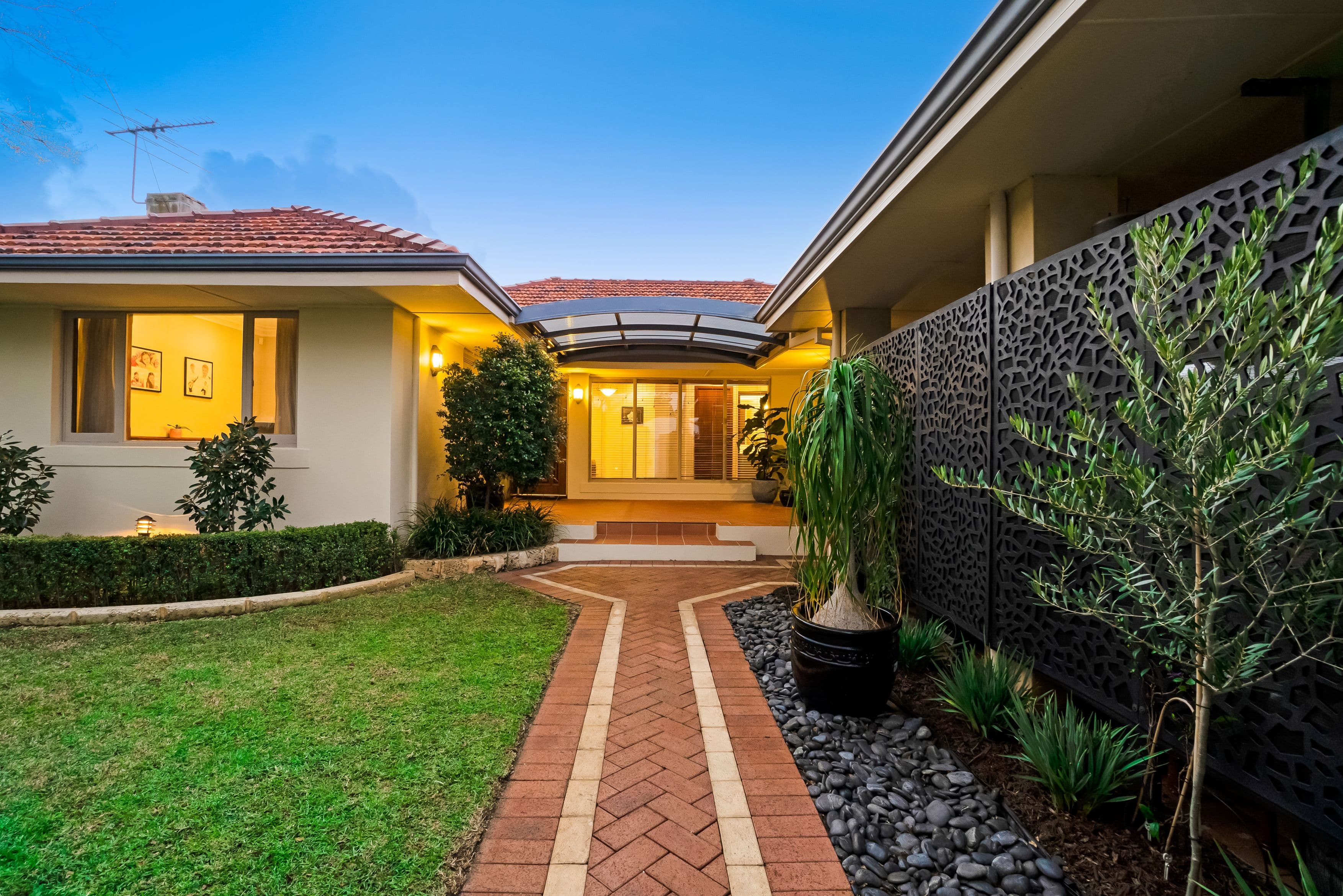 51 Wandarrie Avenue, Yokine WA 6060, Yokine - Thumbnail 4