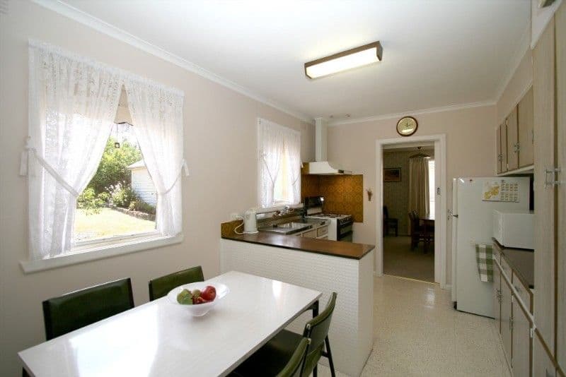 WATSONIA VIC 3087, Watsonia - Thumbnail 2