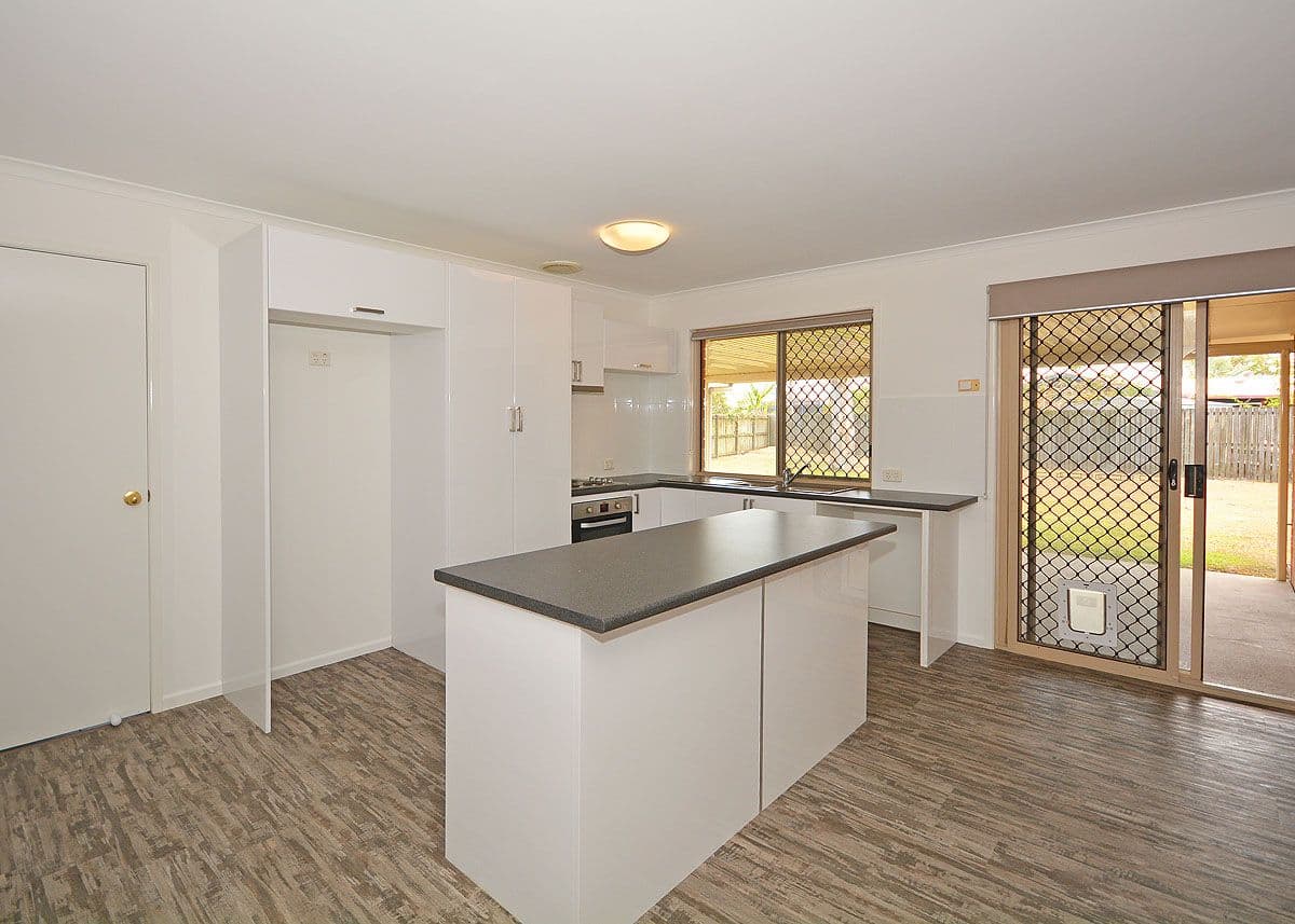 5 Silvereye Court, Eli Waters QLD 4655, Eli Waters - Thumbnail 2