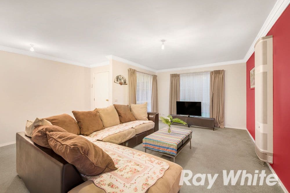 7 Violen Street, BAYSWATER VIC 3153, Bayswater - Thumbnail 2