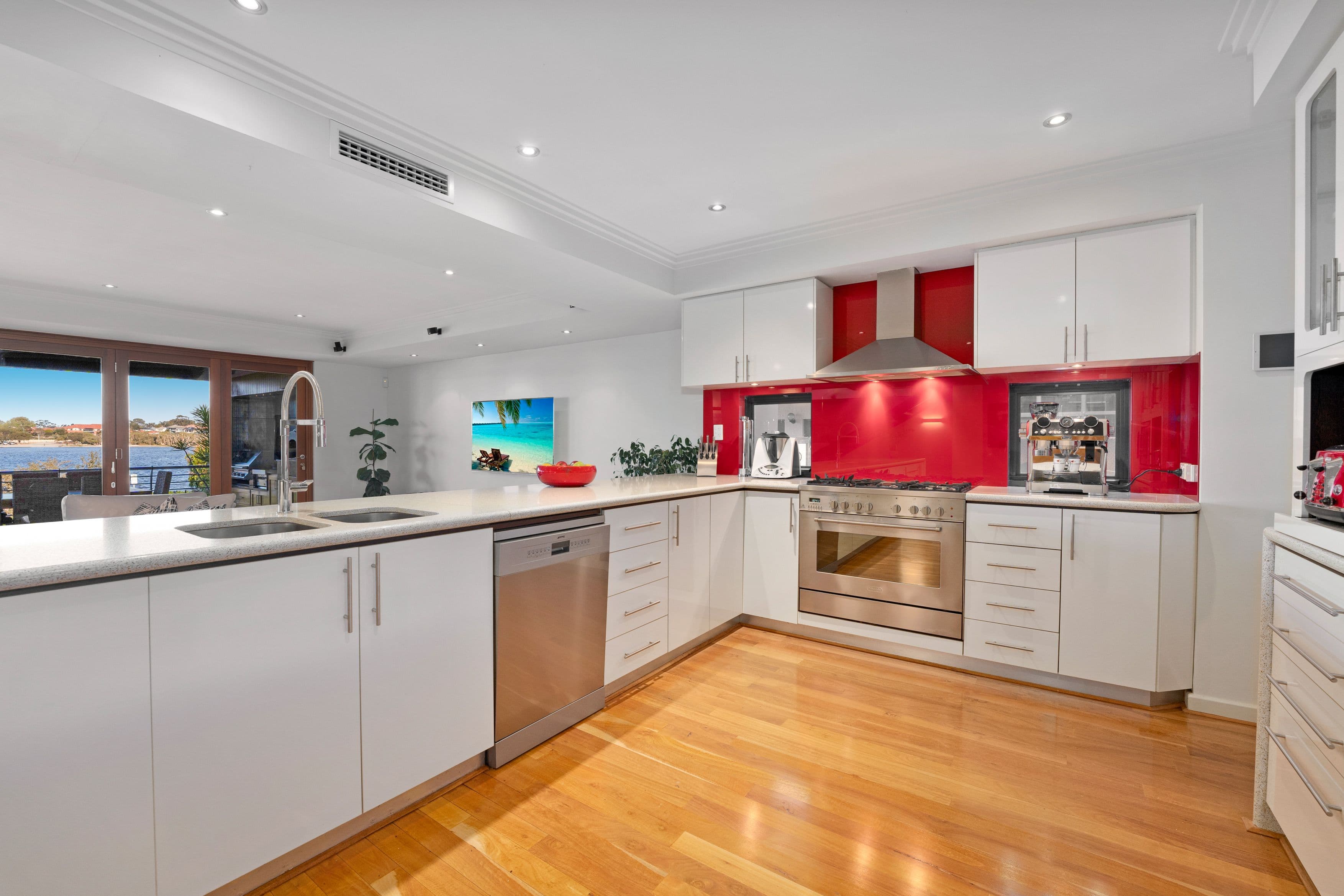 27A The Esplanade, Mount Pleasant WA 6153, Mount Pleasant - Thumbnail 8