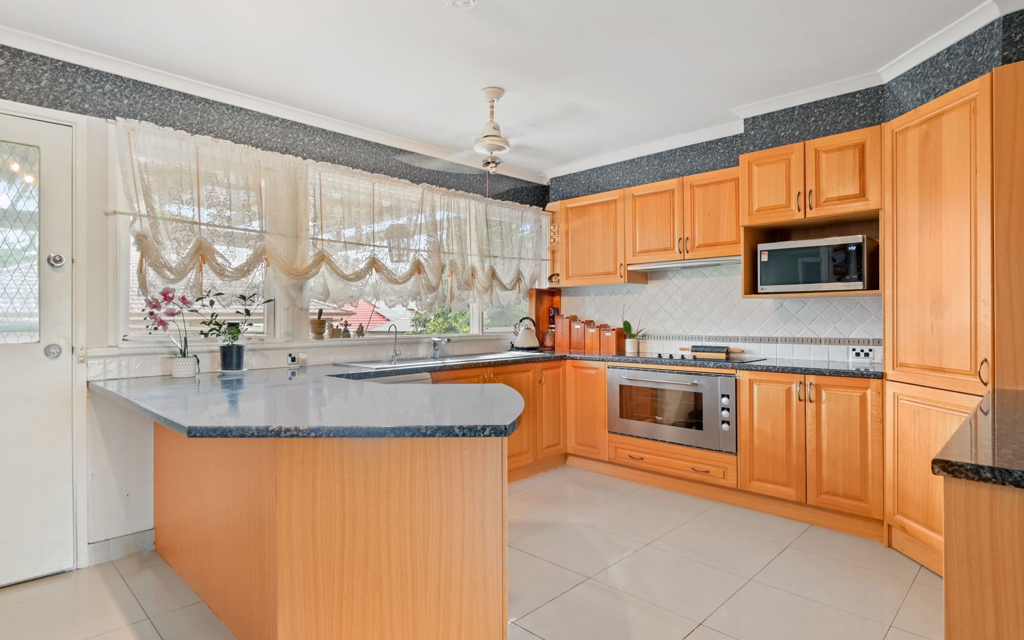 5 Tremlow Crescent, Ambarvale NSW 2560, Ambarvale - Thumbnail 3