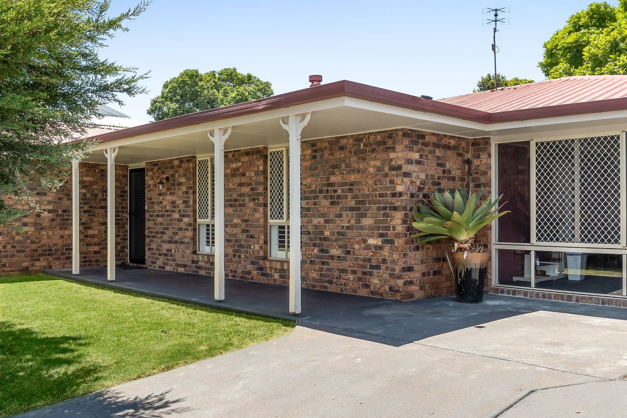 34 Banksia Street, Newtown QLD 4350, Newtown - Thumbnail 2