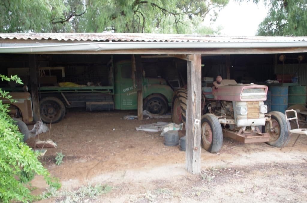 Secs 323 and 324 Twentysixth Street, RENMARK SA 5341, Renmark - Thumbnail 4