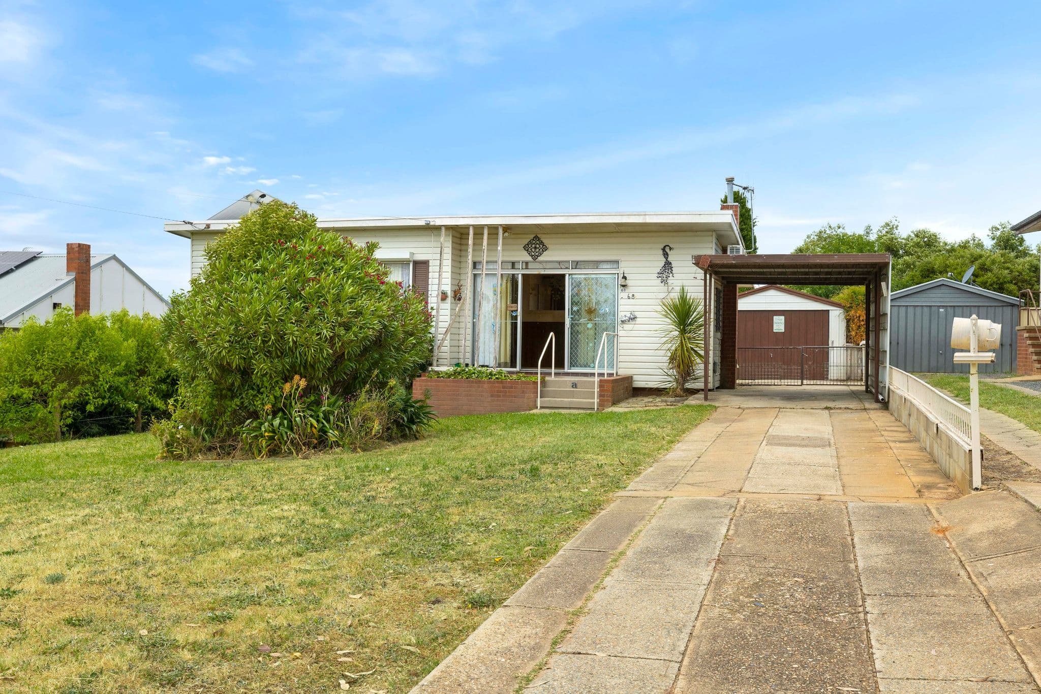 68 Crest Road, Crestwood NSW 2620, Crestwood - Thumbnail 2
