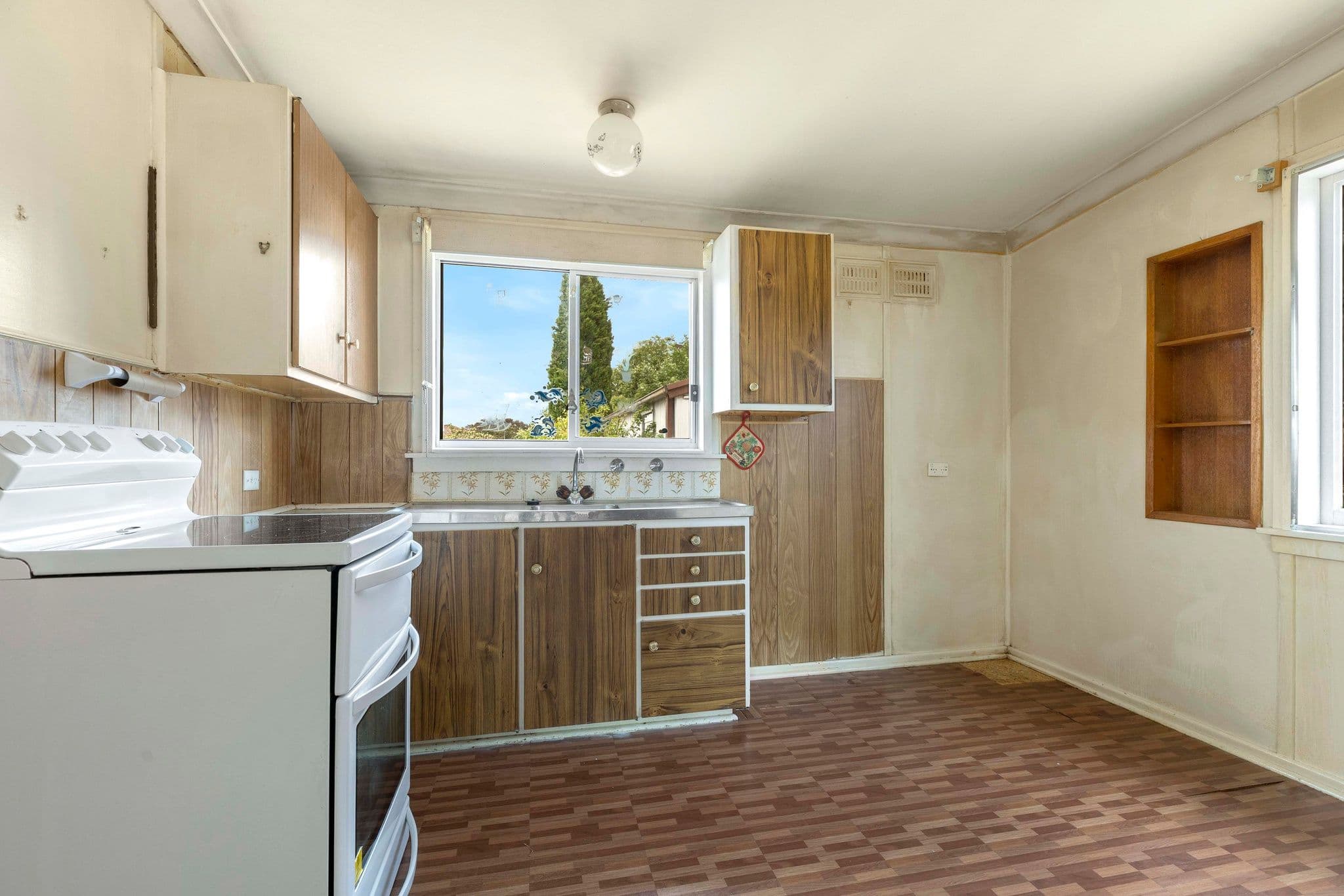 68 Crest Road, Crestwood NSW 2620, Crestwood - Thumbnail 5