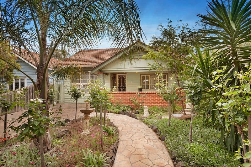 49 Johnson Street, THORNBURY VIC 3071, Thornbury - Thumbnail 2