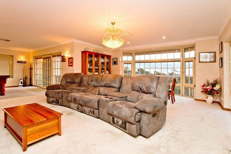 30 Davey Crescent, Seaview Downs SA 5049, Seaview Downs - Thumbnail 3
