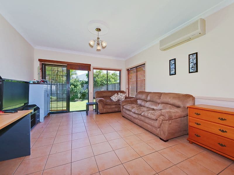 21 Lantau Crescent, VARSITY LAKES QLD 4227, Varsity Lakes - Thumbnail 3