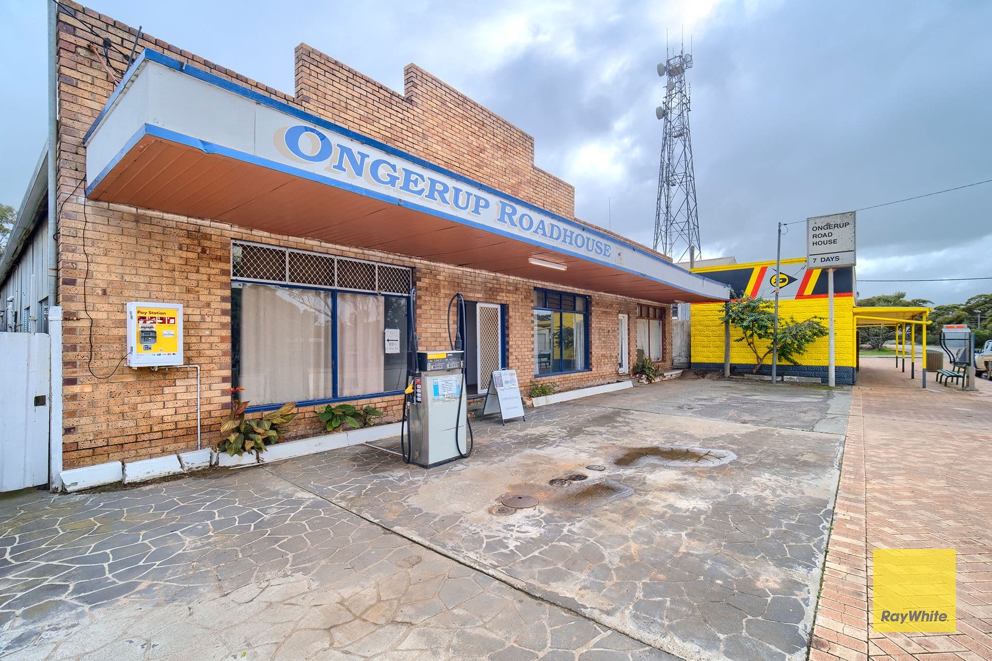 30 Eldridge Street, Ongerup WA 6336, Ongerup - Image 1