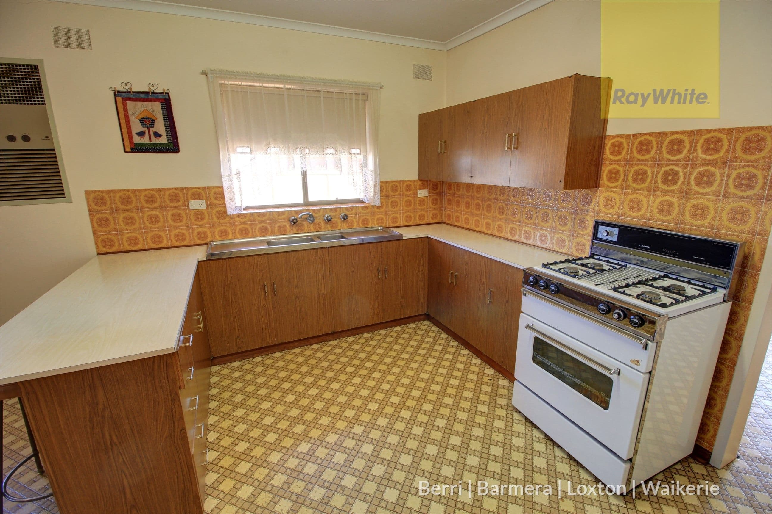 14 French Road, Loxton SA 5333, Loxton - Thumbnail 2