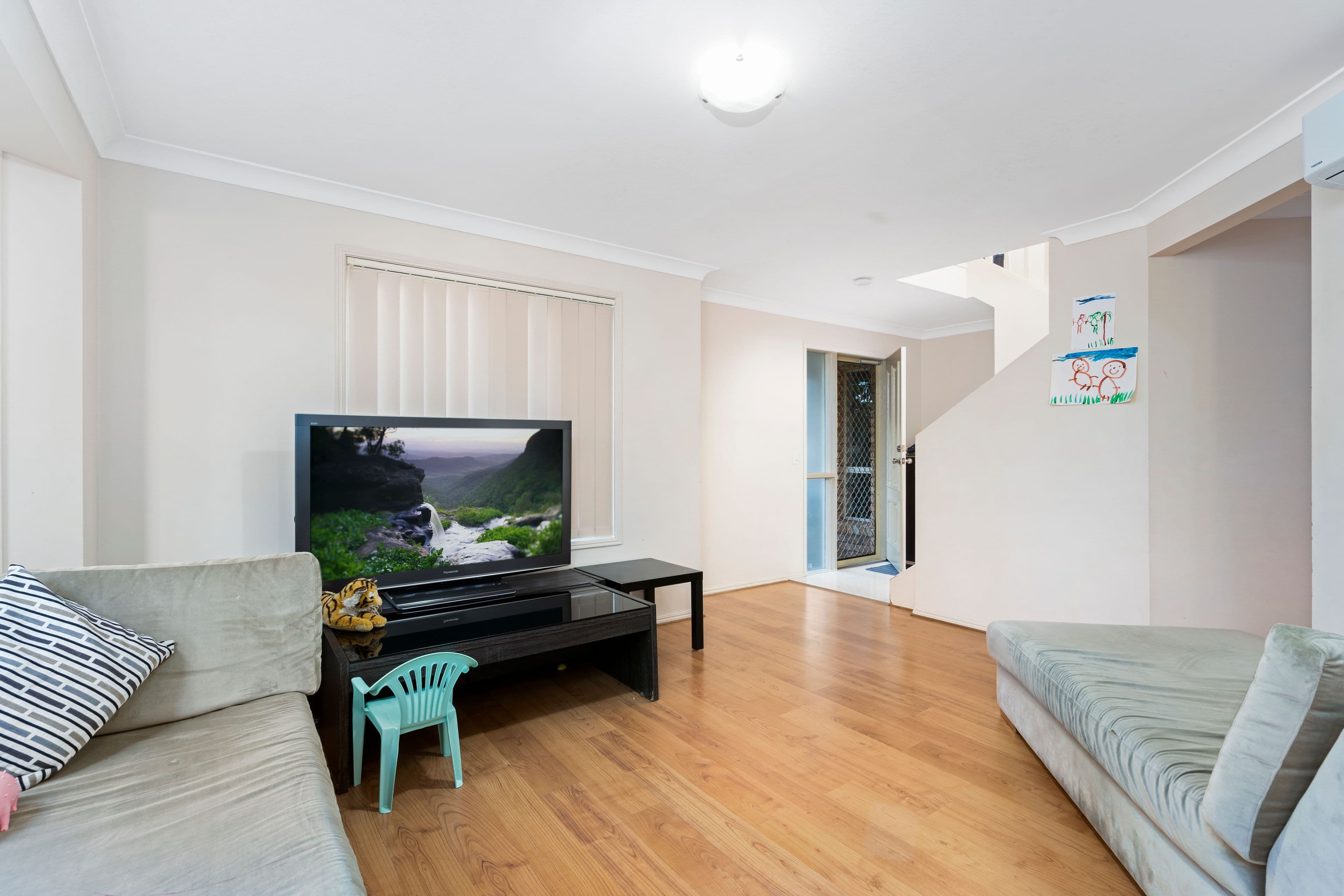 97 Pohlman Street, Southport QLD 4215, Southport - Thumbnail 2