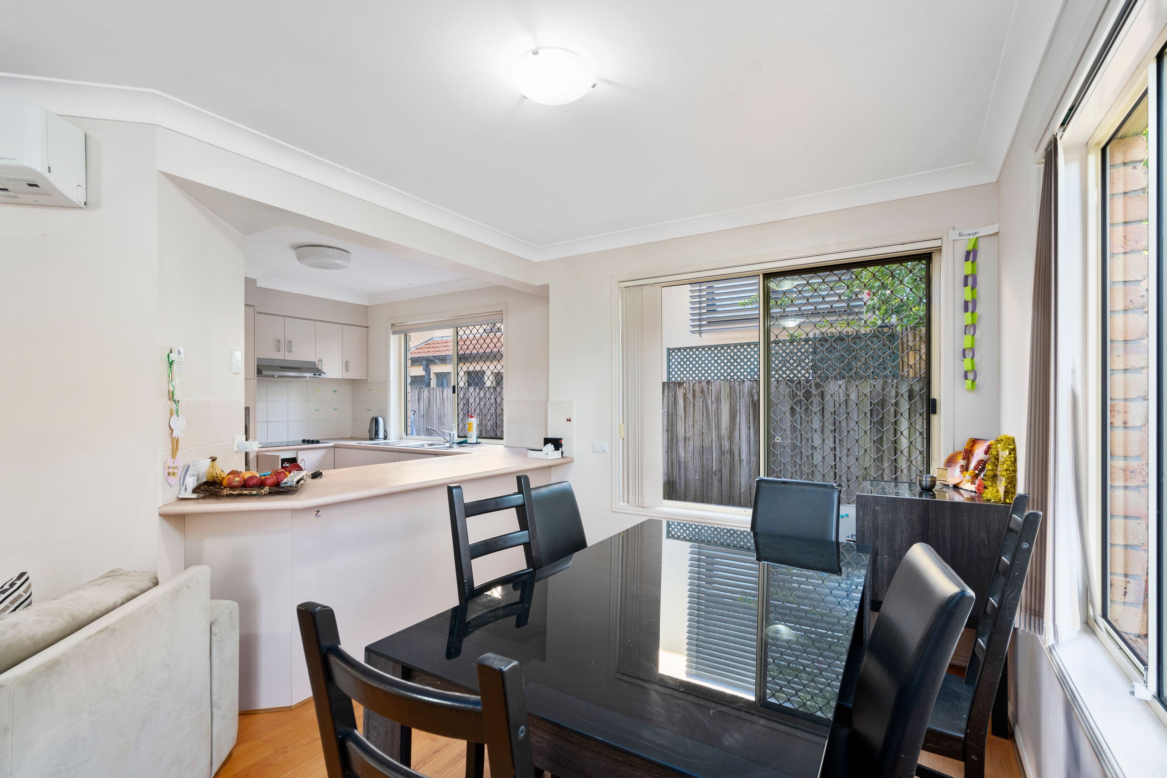 97 Pohlman Street, Southport QLD 4215, Southport - Thumbnail 3