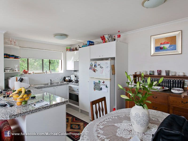 23 Winchester Street, HAMILTON QLD 4007, Hamilton - Thumbnail 2