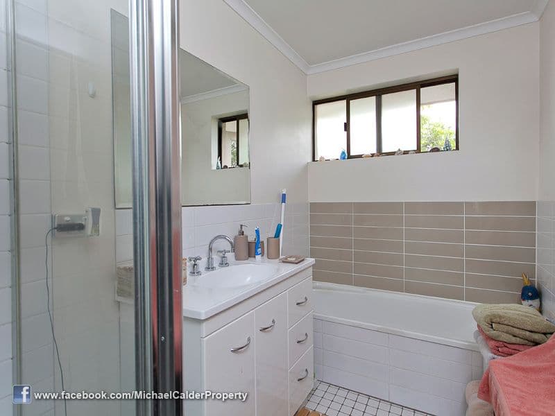 23 Winchester Street, HAMILTON QLD 4007, Hamilton - Thumbnail 4
