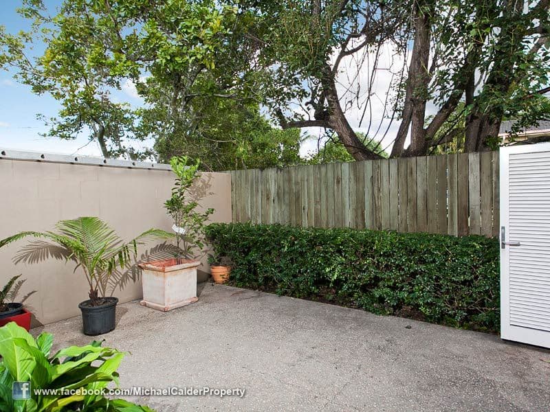 23 Winchester Street, HAMILTON QLD 4007, Hamilton - Thumbnail 5