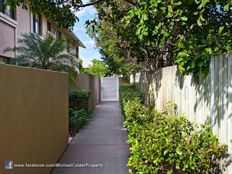 23 Winchester Street, HAMILTON QLD 4007, Hamilton - Thumbnail 6
