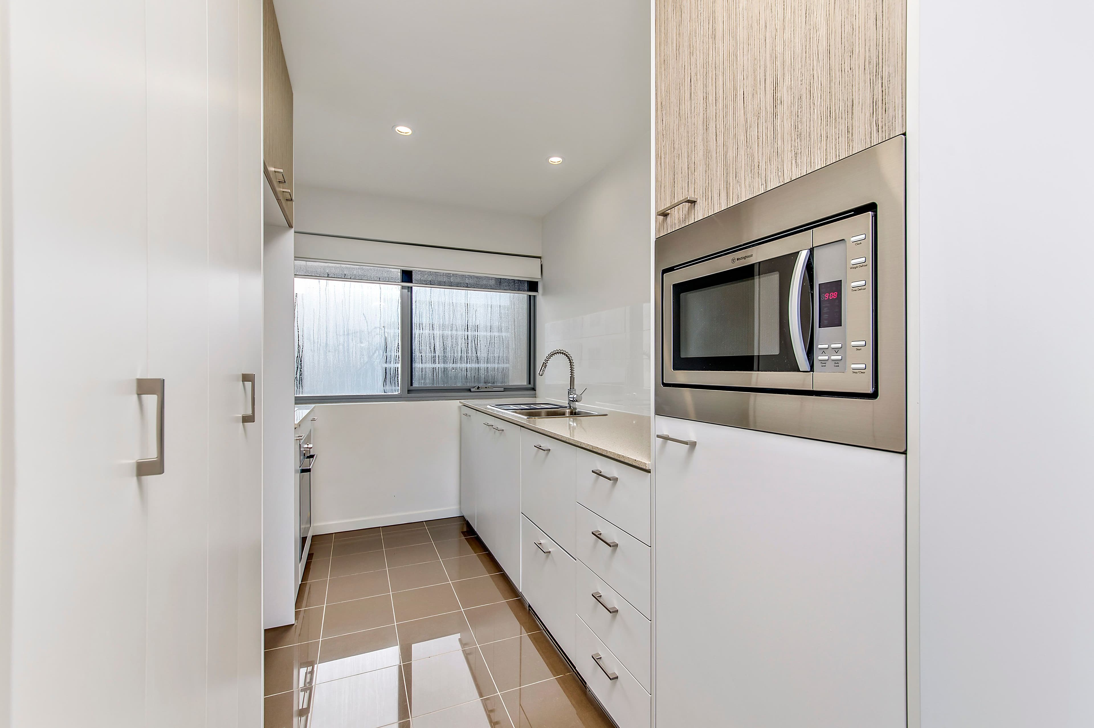 10 Ipima Street, Braddon ACT 2612, Braddon - Thumbnail 2