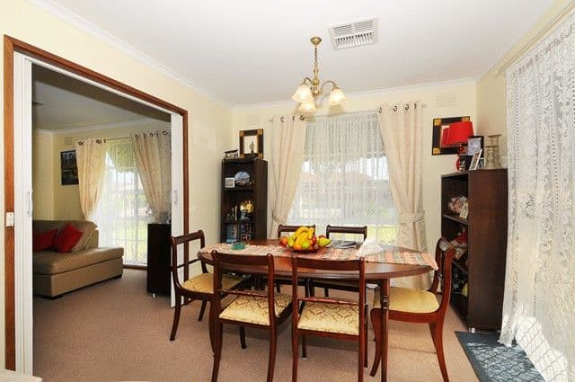 62 Lyrebird Drive, CARRUM DOWNS VIC 3201, Carrum Downs - Thumbnail 5