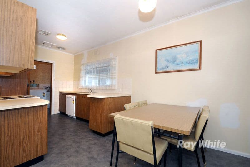 2 Gidgee Court, WANTIRNA SOUTH VIC 3152, Wantirna South - Thumbnail 4