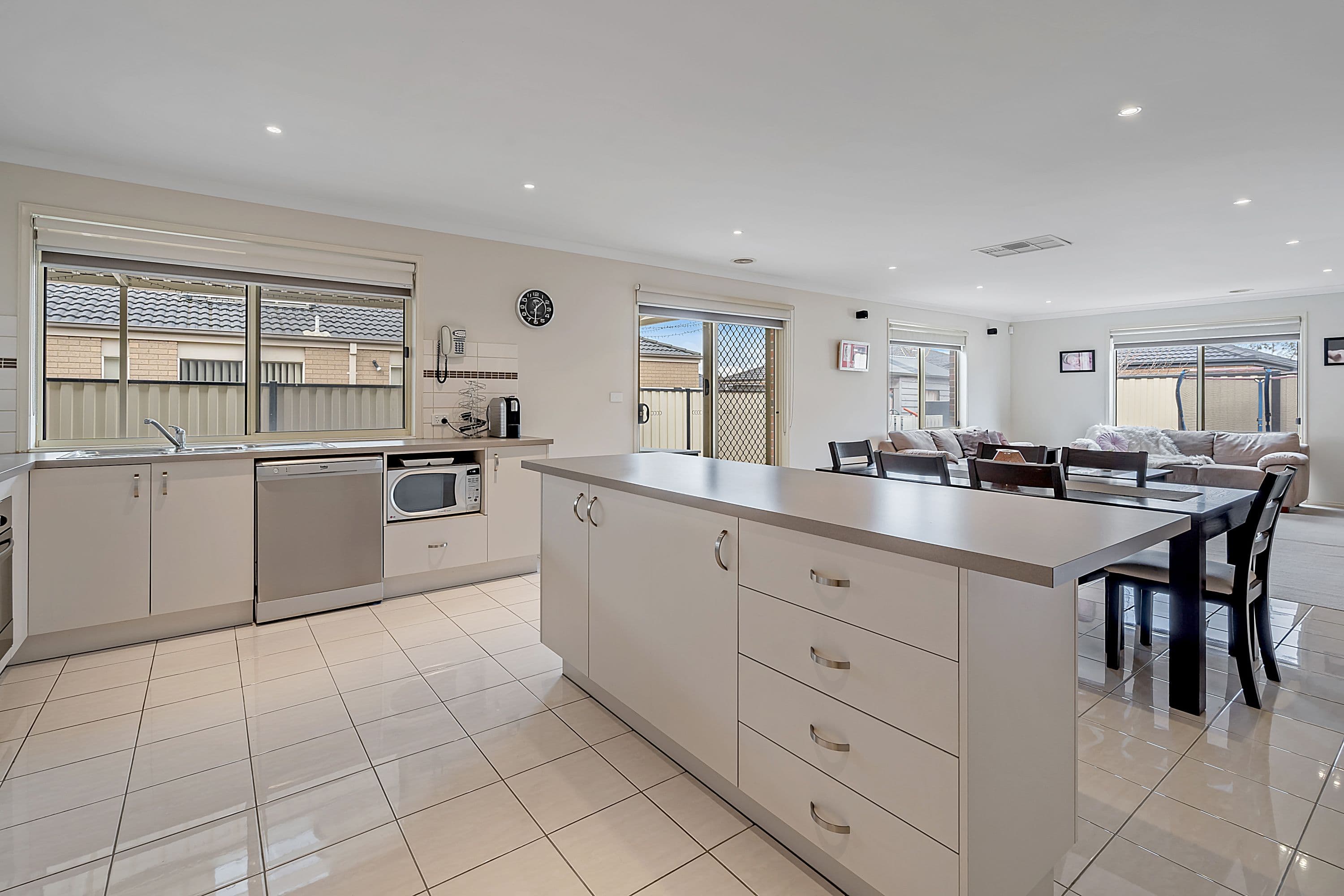 13 Peartree Court, Roxburgh Park VIC 3064, Roxburgh Park - Thumbnail 7