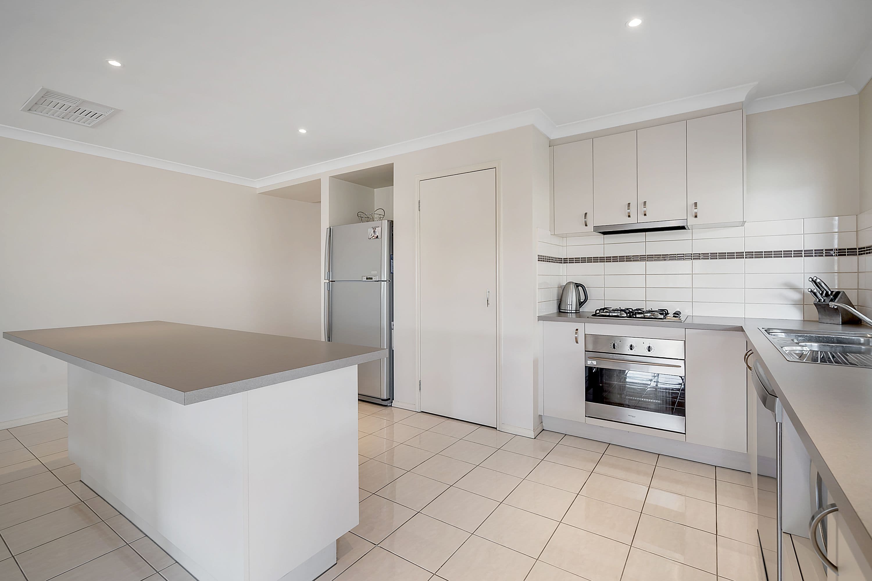 13 Peartree Court, Roxburgh Park VIC 3064, Roxburgh Park - Thumbnail 8