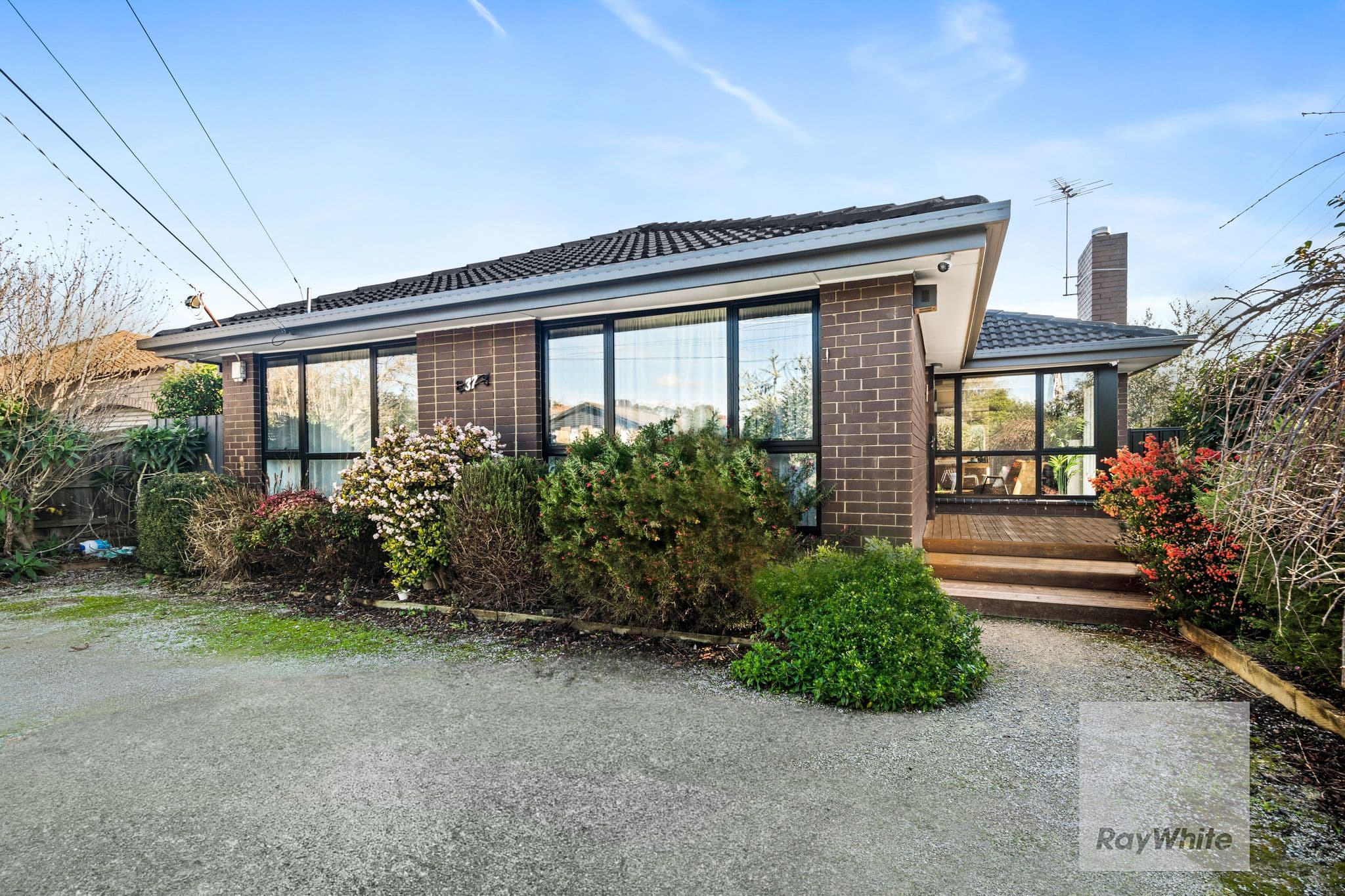 37 Luton Way, Bundoora VIC 3083, Bundoora - Thumbnail 2