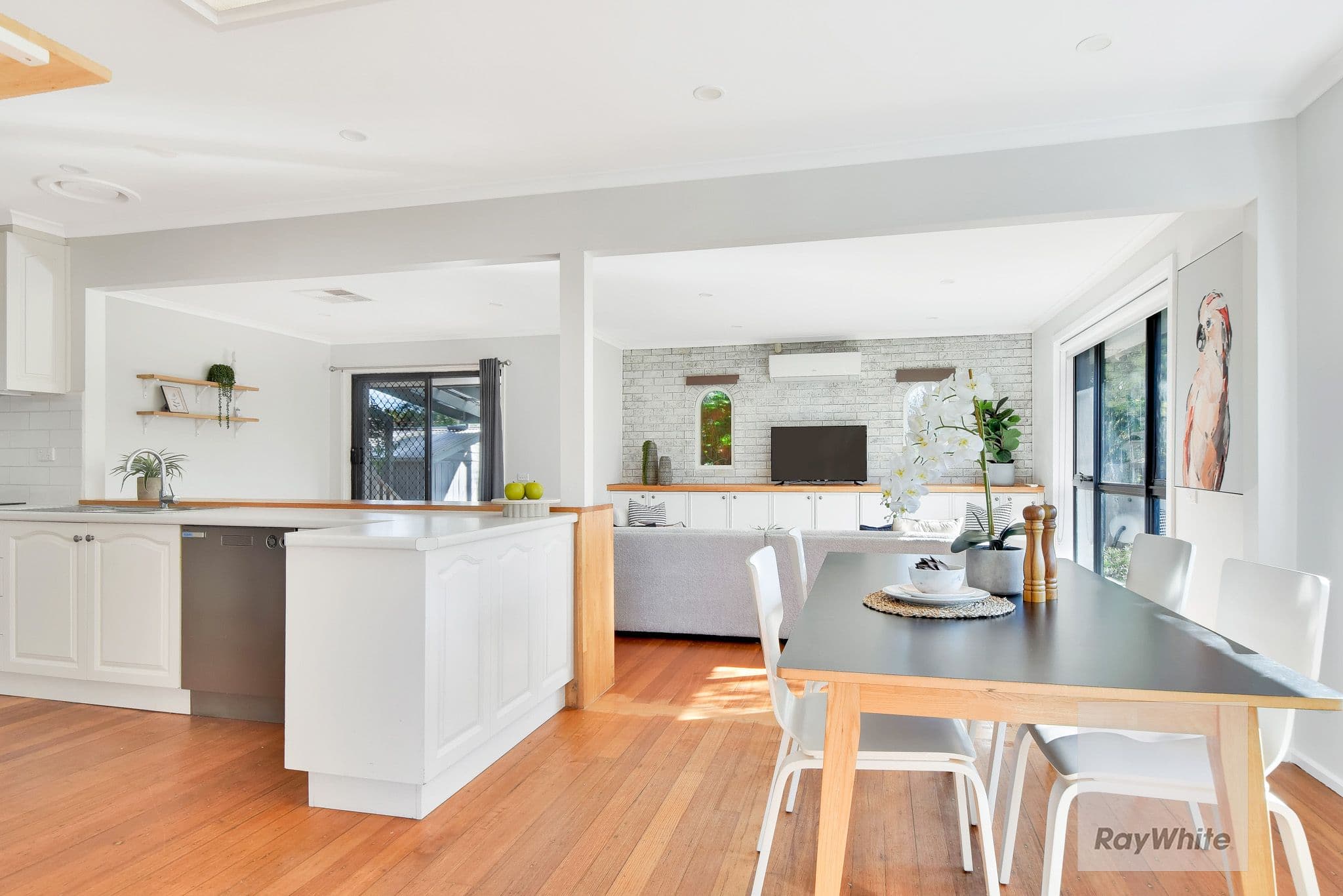 37 Luton Way, Bundoora VIC 3083, Bundoora - Thumbnail 6