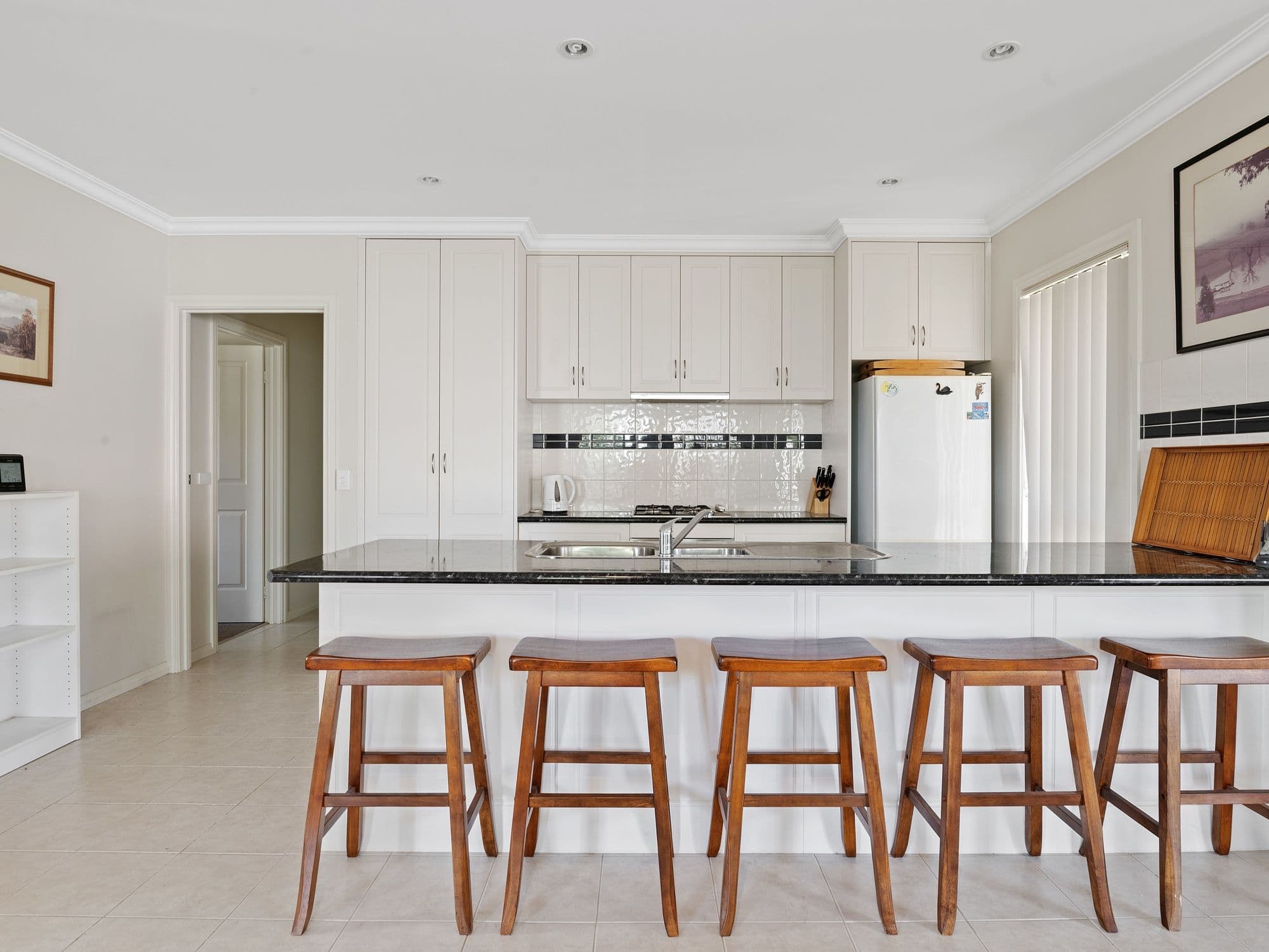 4 Davey Street, Benalla VIC 3672, Benalla - Thumbnail 2