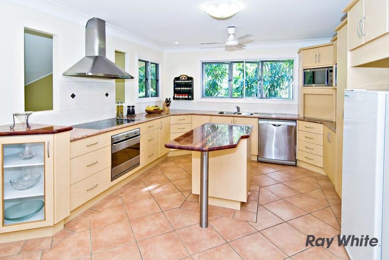 26 Gracemere Street, NEWMARKET QLD 4051, Newmarket - Thumbnail 3